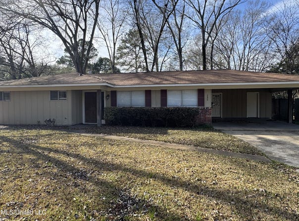 235 Pimlico Place, Jackson, MS 39211