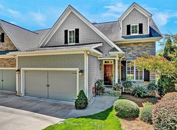 335 Arsenal Dr, Ninety Six, SC 29666