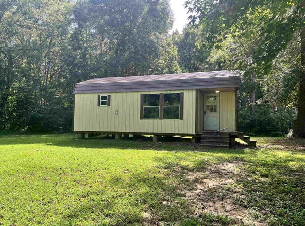500 Connell Ferry Road, Joaquin, TX 75954