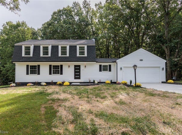 10143 Deer Run, Brecksville, OH 44141