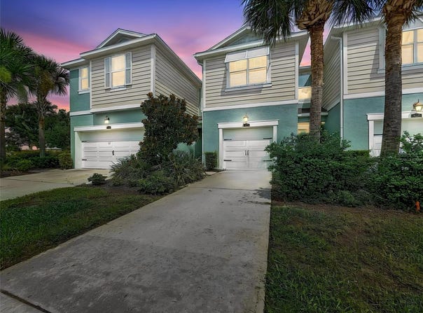 2404 ARCH AVE, OLDSMAR, FL 34677