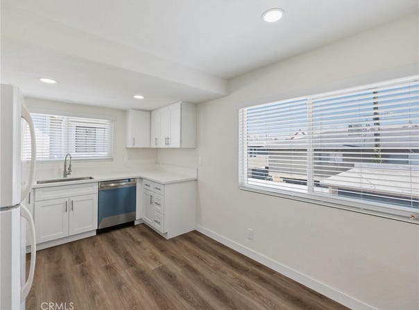 104 N Atlantic Blvd, Alhambra, CA 91801