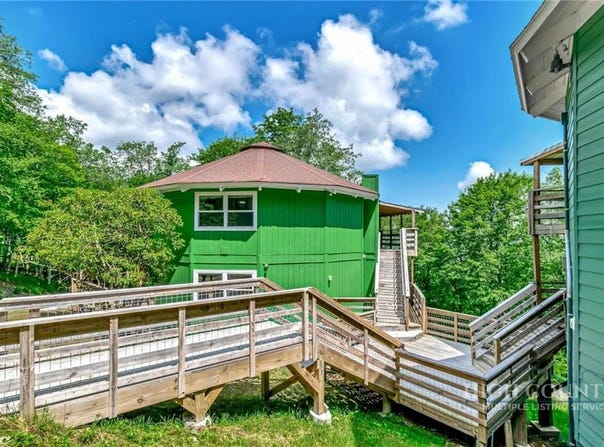 104 Hornbeam Road, Beech Mountain, NC 28604