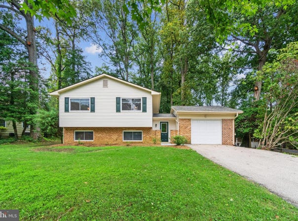 100 OAK Drive, ANNAPOLIS, MD 21403
