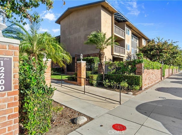 12200 Montecito Road, Seal Beach, CA 90740