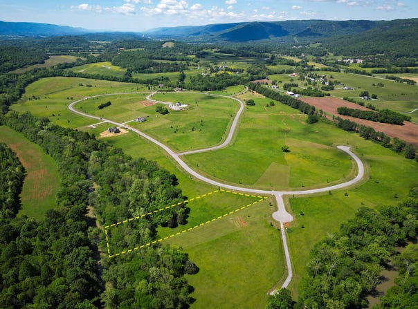Dry Branch Way, Dunlap, TN 37327