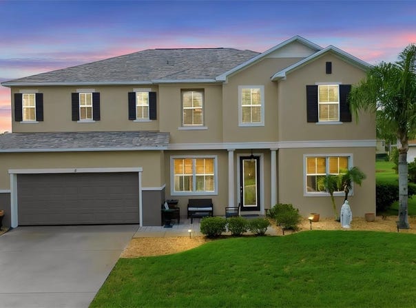 8 ANGELA Drive, PALM COAST, FL 32164