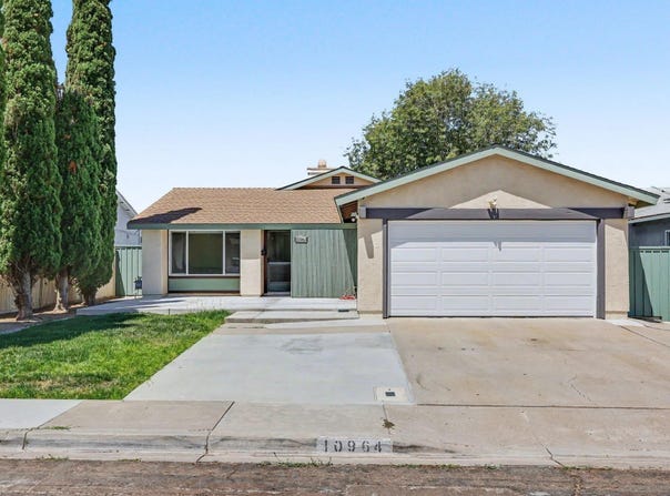 10964 Deering St, San Diego, CA 92126