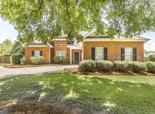 219 Knights Bridge, Warner Robins, GA 31093