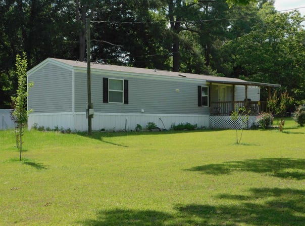 125 Hawkins Rd, Dozier, AL 36421