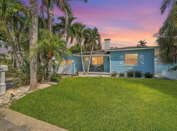 564 70TH Avenue, ST PETE BEACH, FL 33706