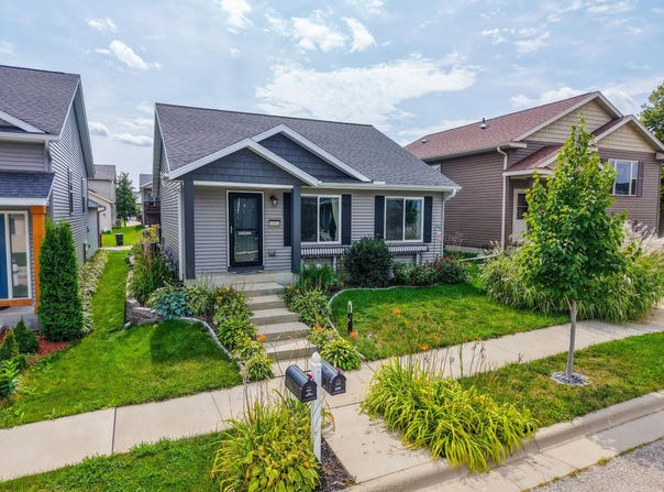 6084 Sandstone Street NW, Rochester, MN 55901