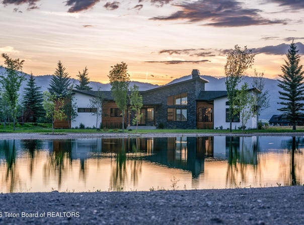 9346 BASIN Drive, Victor, ID 83455