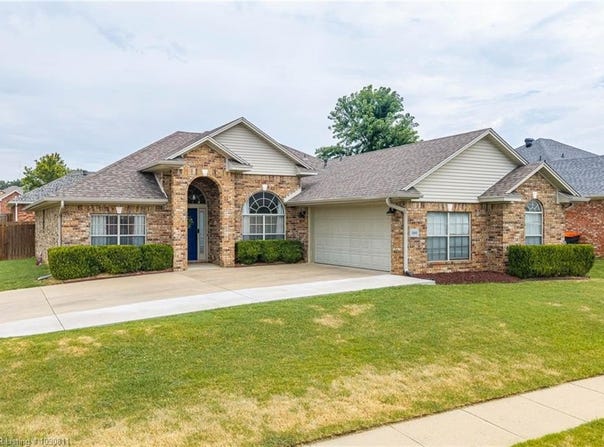 320 Crystal View, Van Buren, AR 72956