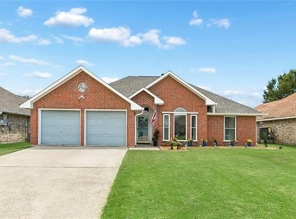 191 MOONRAKER Drive, Slidell, LA 70458
