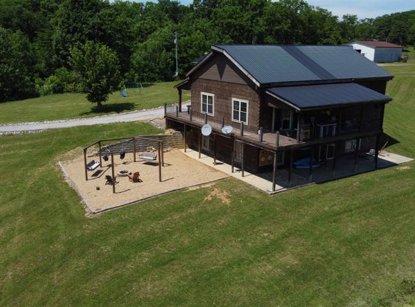 9066 Fairview Rd, Vevay, IN 47043