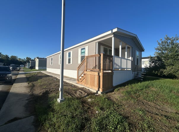 787 Georgia, Belleville, MI 48111