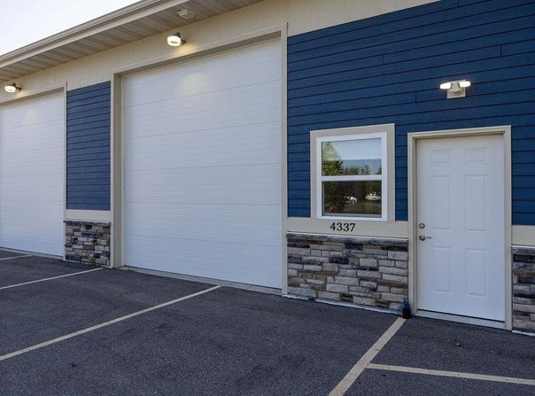 4337 Duraform Lane, Windsor, WI 53598