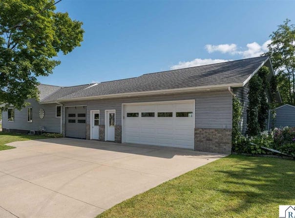 200 Kenzie Street, Sherburn, MN 56171