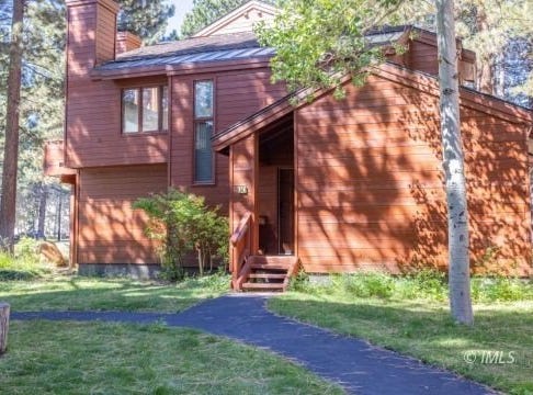 2112 Meridian Blvd., Mammoth Lakes, CA 93546