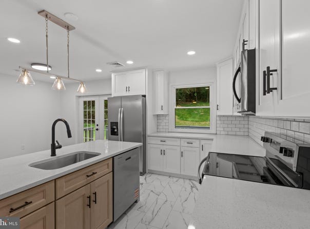 1016 W BOOT Road, DOWNINGTOWN, PA 19335