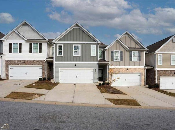 7488 Knoll Hollow Road, Lithonia, GA 30058