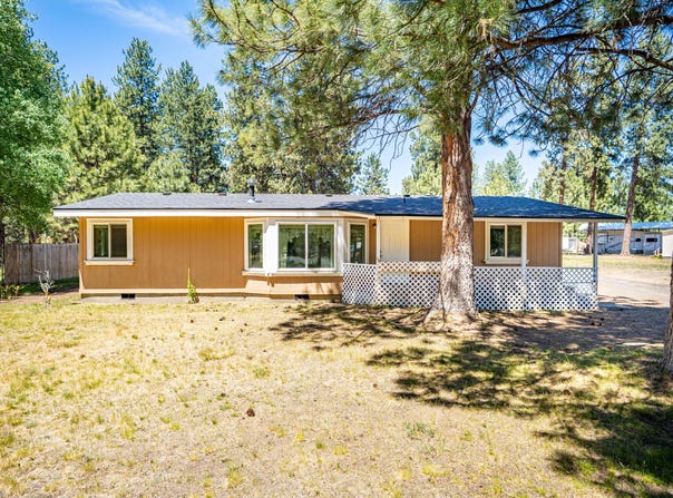 60245 Lakeview Drive, Bend, OR 97702