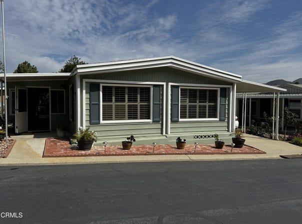 33 Irena Avenue, Camarillo, CA 93012