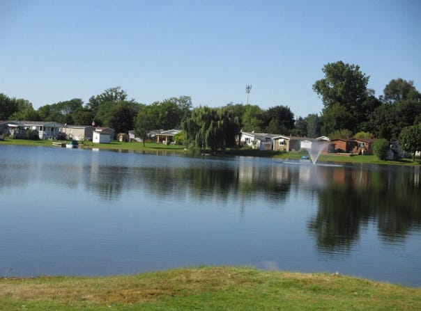 48573 Lakeview E, Shelby Township, MI 48317