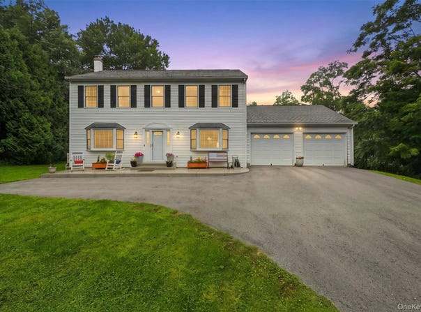 20 Cary Road, Hyde Park, NY 12538