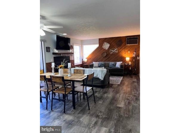 2244 TANNERS RIDGE, ROSELAND, VA 22967