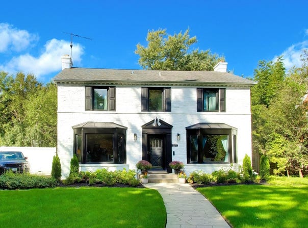 901 Locust Road, Wilmette, IL 60091