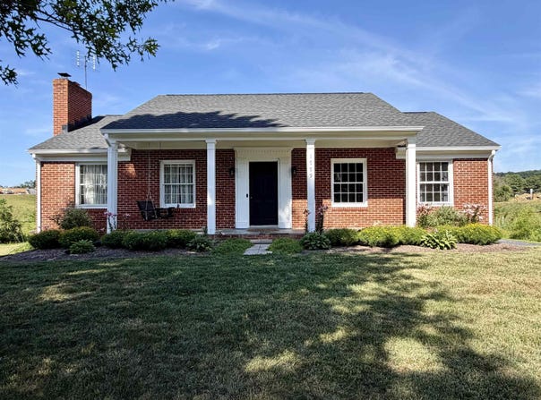 1779 BARTERBROOK RD, Staunton, VA 24401