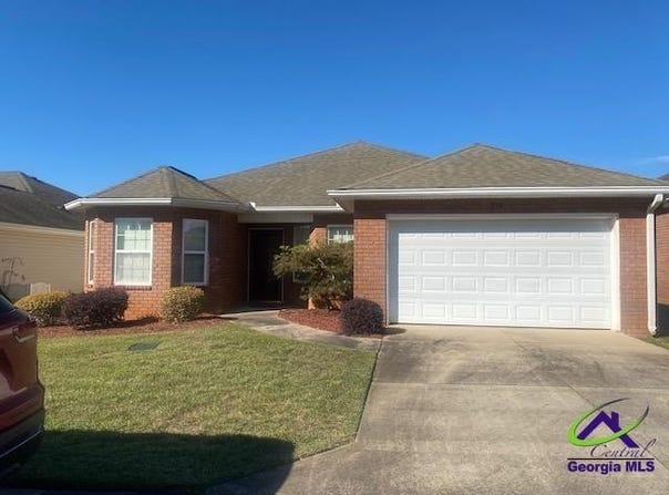 214 S Houston Springs Boulevard, Perry, GA 31069