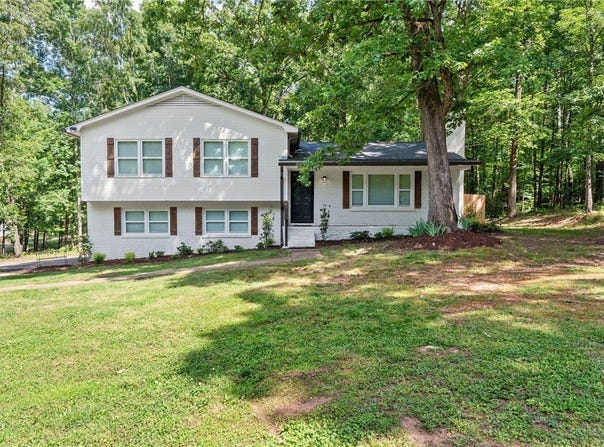 11531 Independence Circle, Duncanville, AL 35456