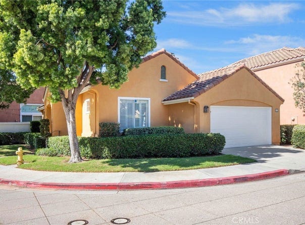 2 La Ronda, Irvine, CA 92606