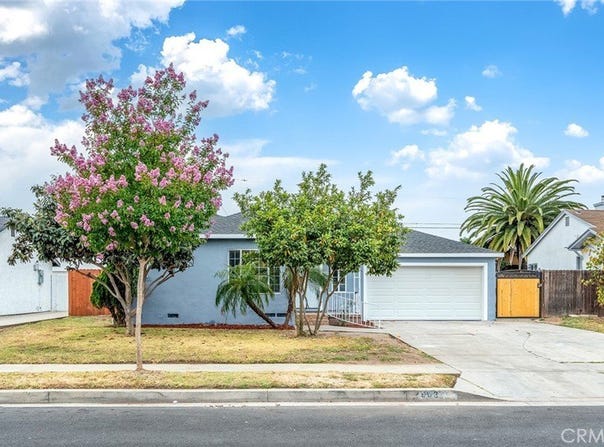 903 N Broadacres, Compton, CA 90220