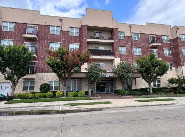 1100 W Trinity Mills Road, Carrollton, TX 75006