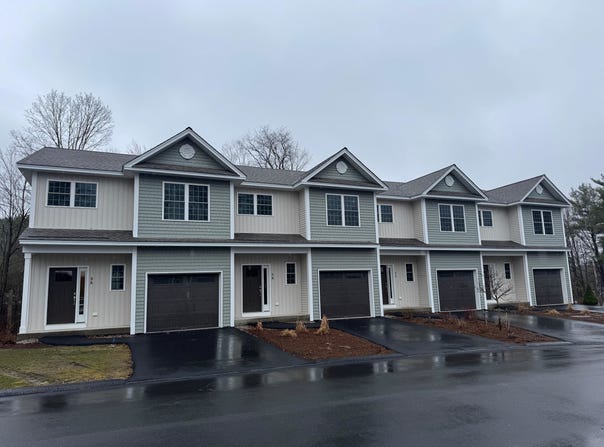 5A Dearborn Circle, Goffstown, NH 03045