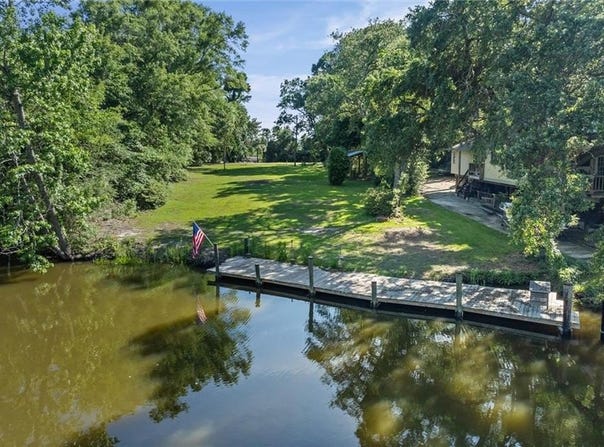 6145 Bayou Road, Mobile, AL 36605