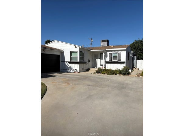 6862 Delco, Winnetka, CA 91306