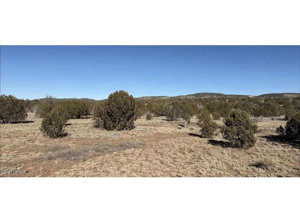 4041 N Double A Ranch Road, Ash Fork, AZ 86320