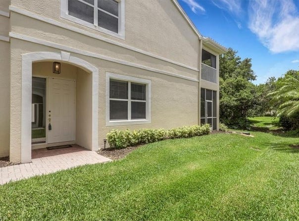 890 Eastham Way, NAPLES, FL 34104