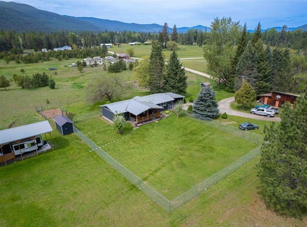 26 Willow Lane, Trout Creek, MT 59874