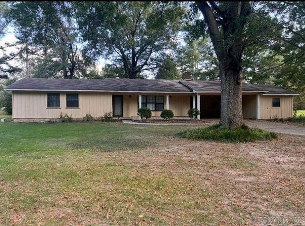 1313 W 10th, DeWitt, AR 72042