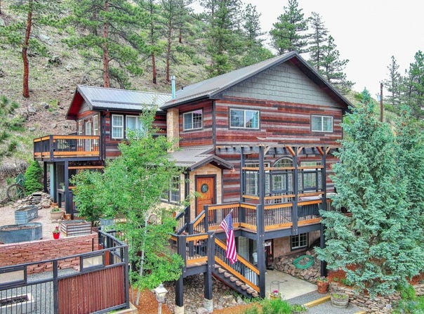 57 Falls Creek Dr, Bellvue, CO 80512