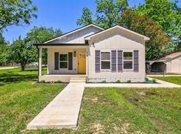 241 S Cotrell St, Bartlett, TX 76511