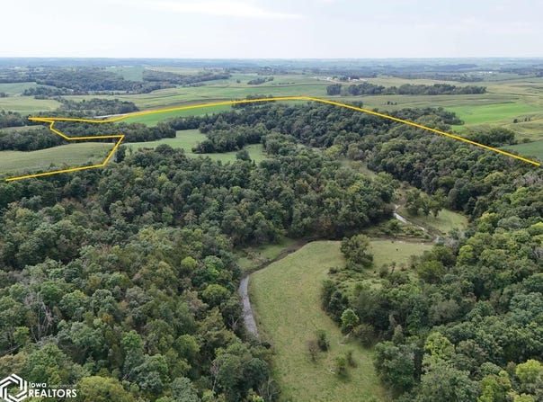 Bluebird Rd., Cascade, IA 52033