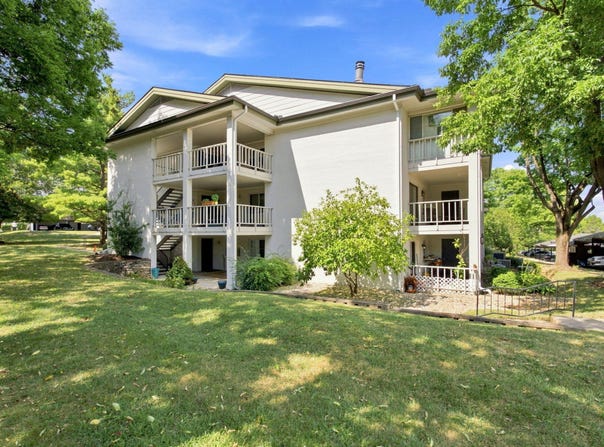 395 Redding Road, Lexington, KY 40517