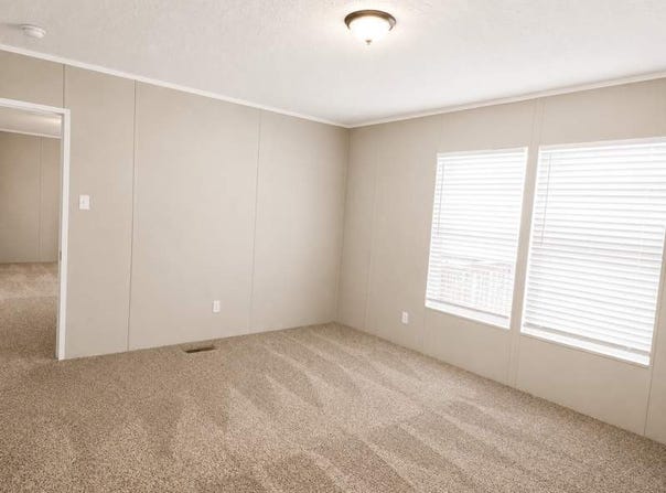 202 Leslie Avenue, Clarksville, TN 37042